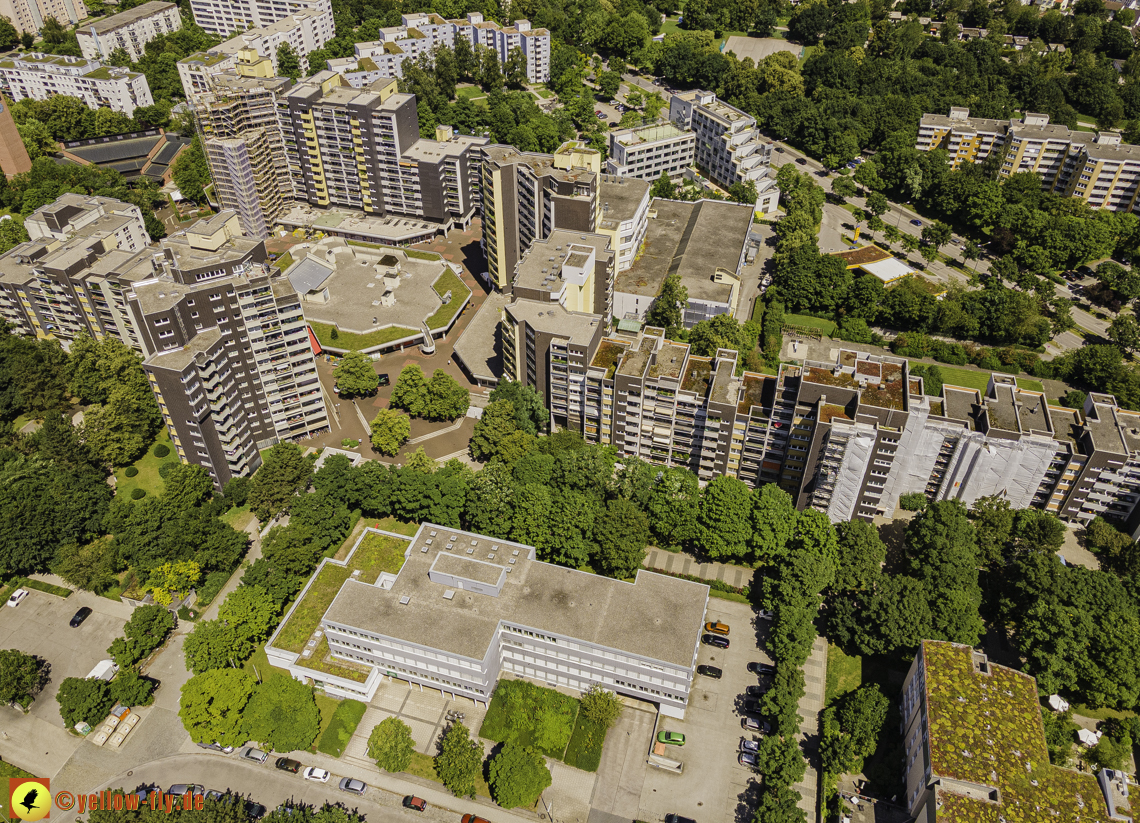 06.07.2021 - Marx-Zentrum und Wohnanlage am Karl-Marx-Ring 52-62