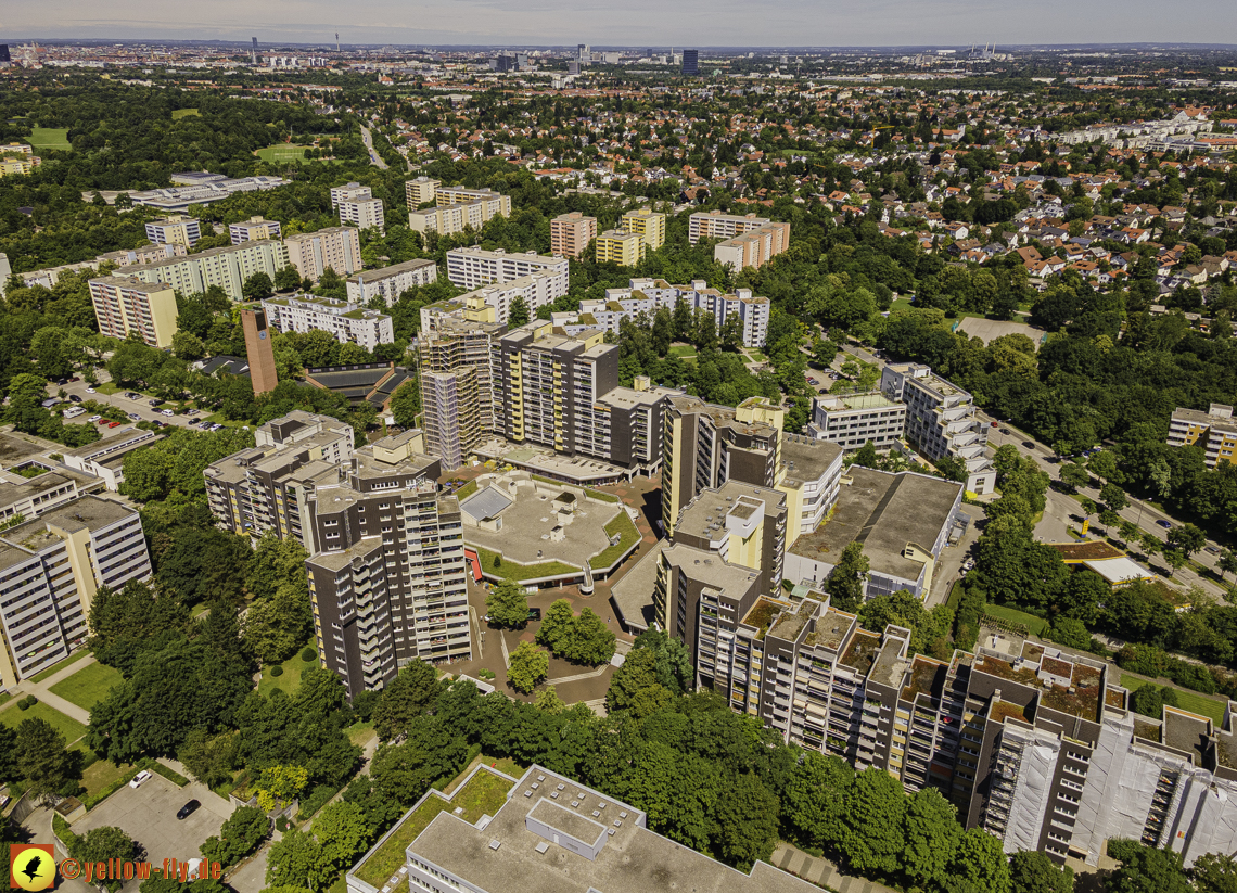 06.07.2021 - Marx-Zentrum und Wohnanlage am Karl-Marx-Ring 52-62