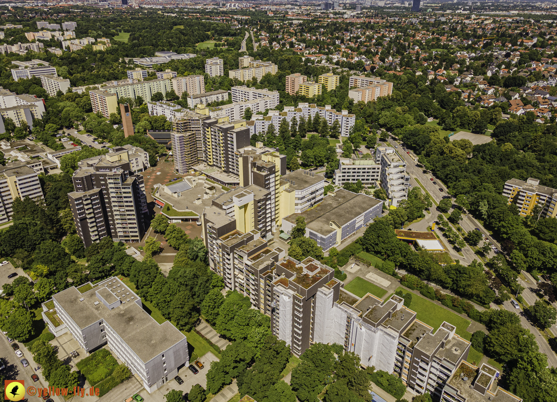 06.07.2021 - Marx-Zentrum und Wohnanlage am Karl-Marx-Ring 52-62