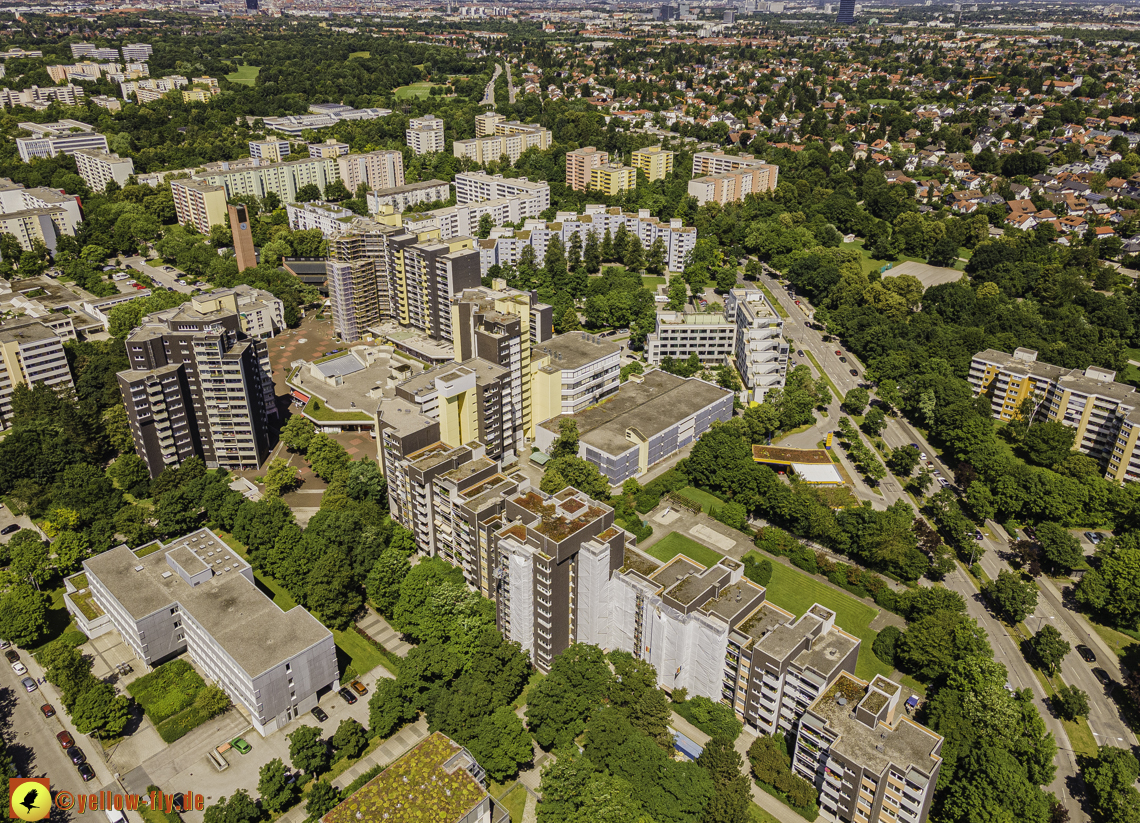 06.07.2021 - Marx-Zentrum und Wohnanlage am Karl-Marx-Ring 52-62