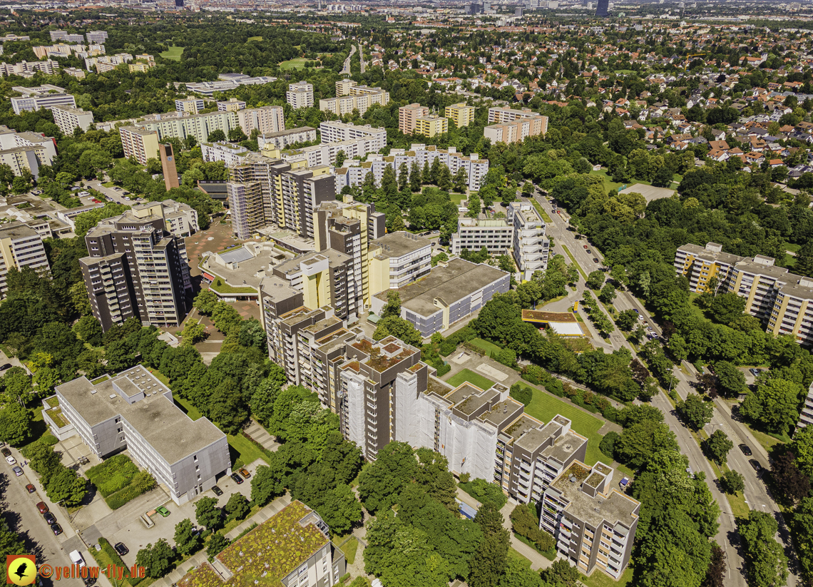 06.07.2021 - Marx-Zentrum und Wohnanlage am Karl-Marx-Ring 52-62