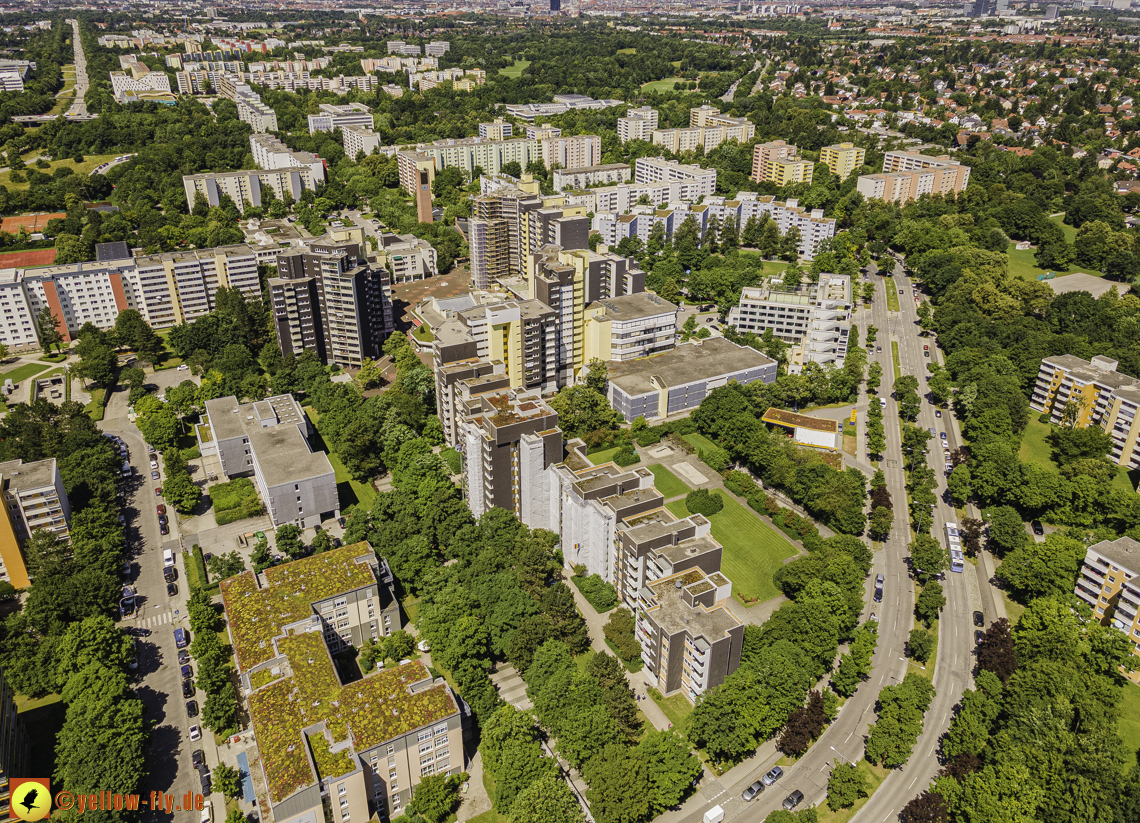 06.07.2021 - Marx-Zentrum und Wohnanlage am Karl-Marx-Ring 52-62