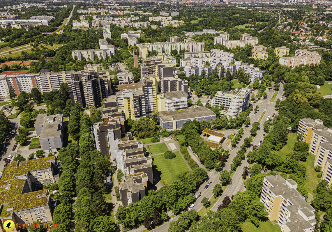 06.07.2021 - Marx-Zentrum und Wohnanlage am Karl-Marx-Ring 52-62
