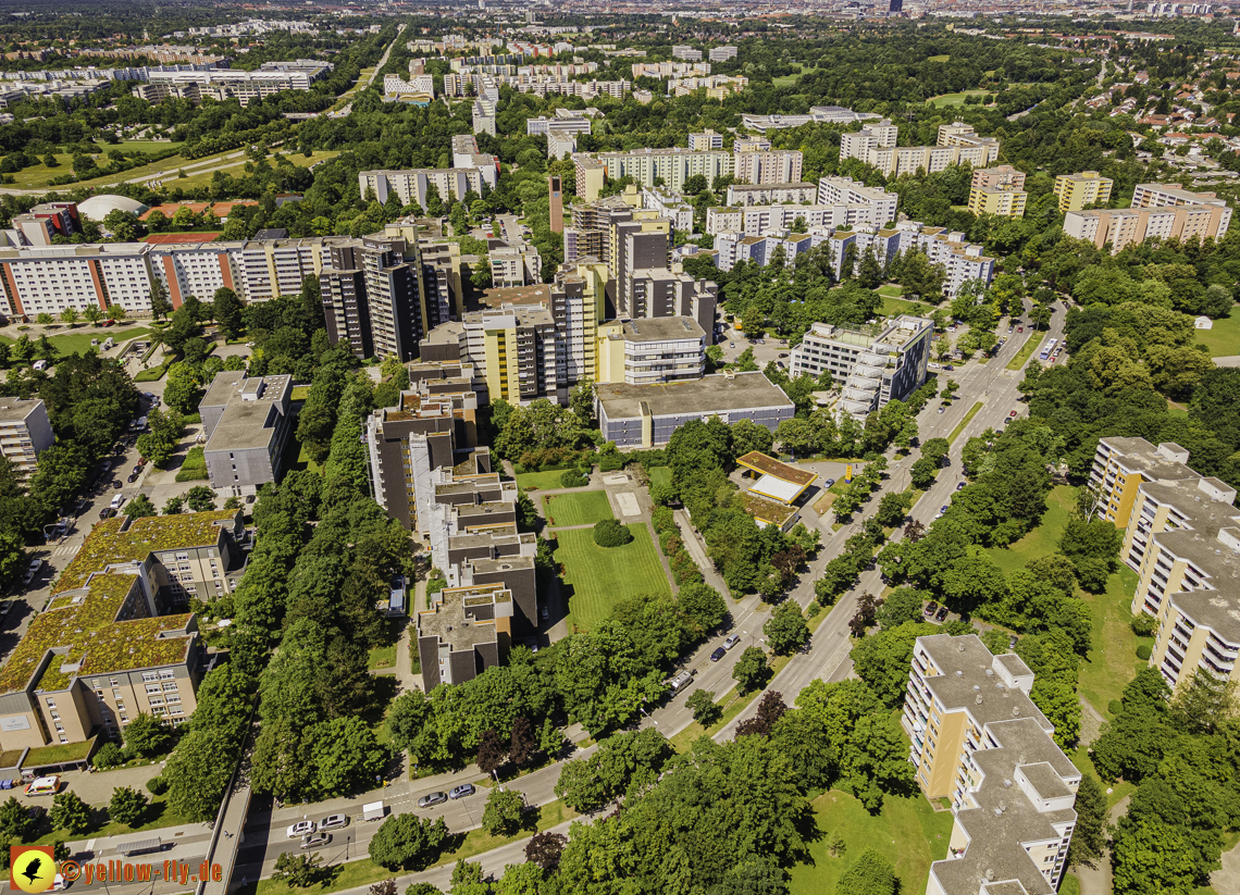 06.07.2021 - Marx-Zentrum und Wohnanlage am Karl-Marx-Ring 52-62