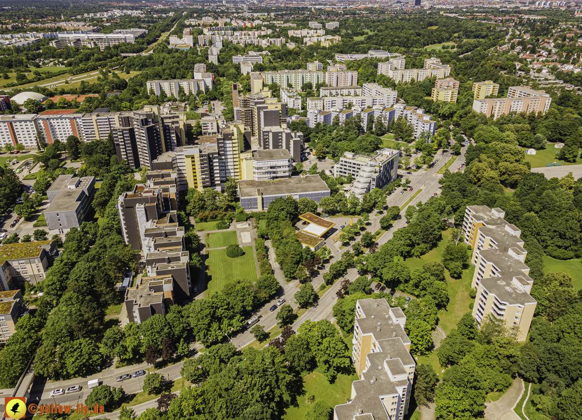 06.07.2021 - Marx-Zentrum und Wohnanlage am Karl-Marx-Ring 52-62