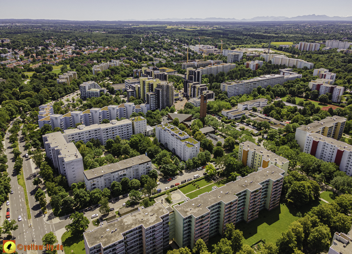 06.07.2021 - Marx-Zentrum und Wohnanlage am Karl-Marx-Ring 52-62