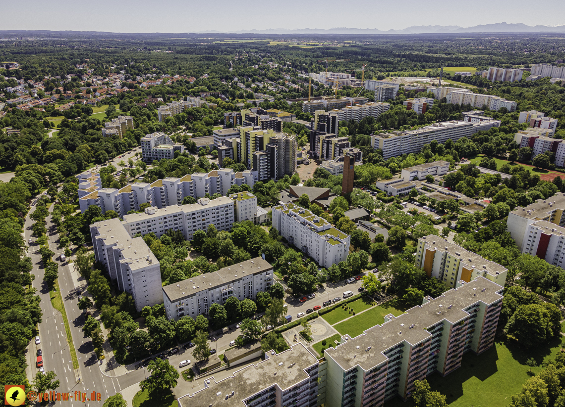 06.07.2021 - Marx-Zentrum und Wohnanlage am Karl-Marx-Ring 52-62