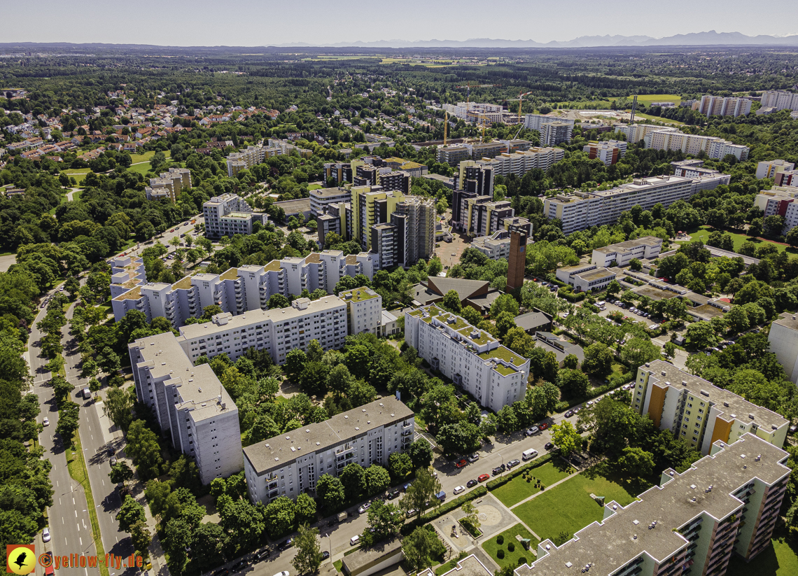 06.07.2021 - Marx-Zentrum und Wohnanlage am Karl-Marx-Ring 52-62