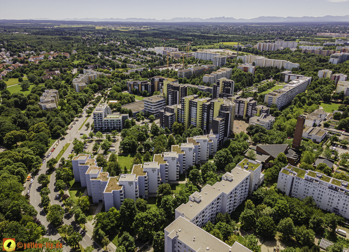 06.07.2021 - Marx-Zentrum und Wohnanlage am Karl-Marx-Ring 52-62