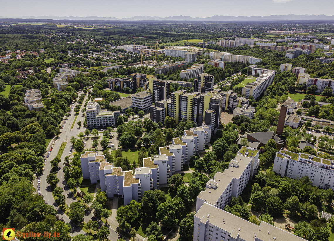 06.07.2021 - Marx-Zentrum und Wohnanlage am Karl-Marx-Ring 52-62