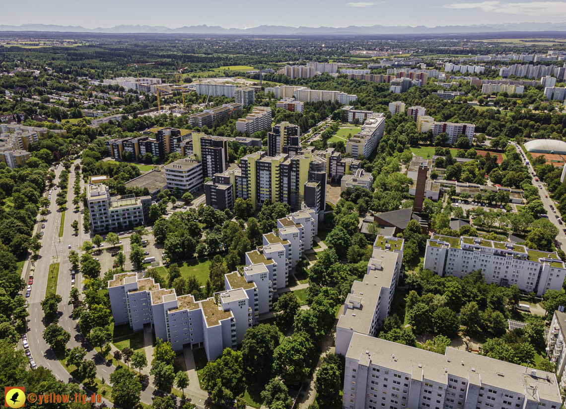 06.07.2021 - Marx-Zentrum und Wohnanlage am Karl-Marx-Ring 52-62