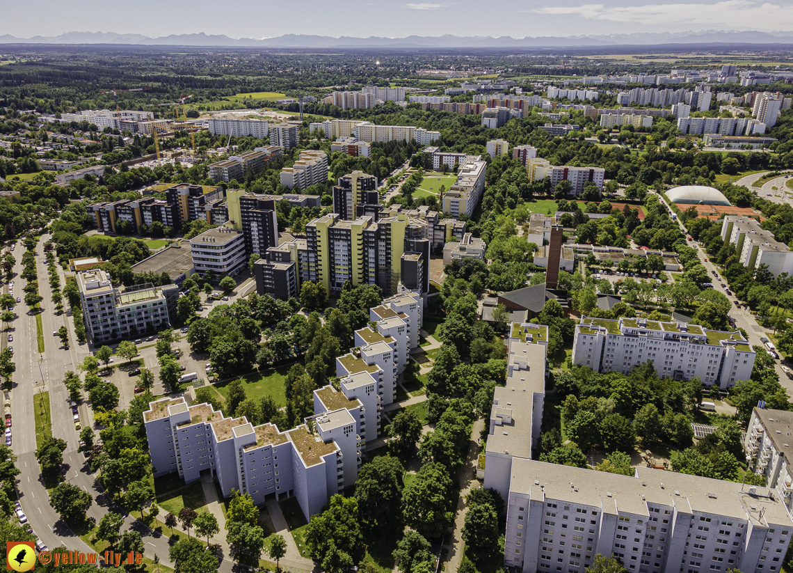 06.07.2021 - Marx-Zentrum und Wohnanlage am Karl-Marx-Ring 52-62