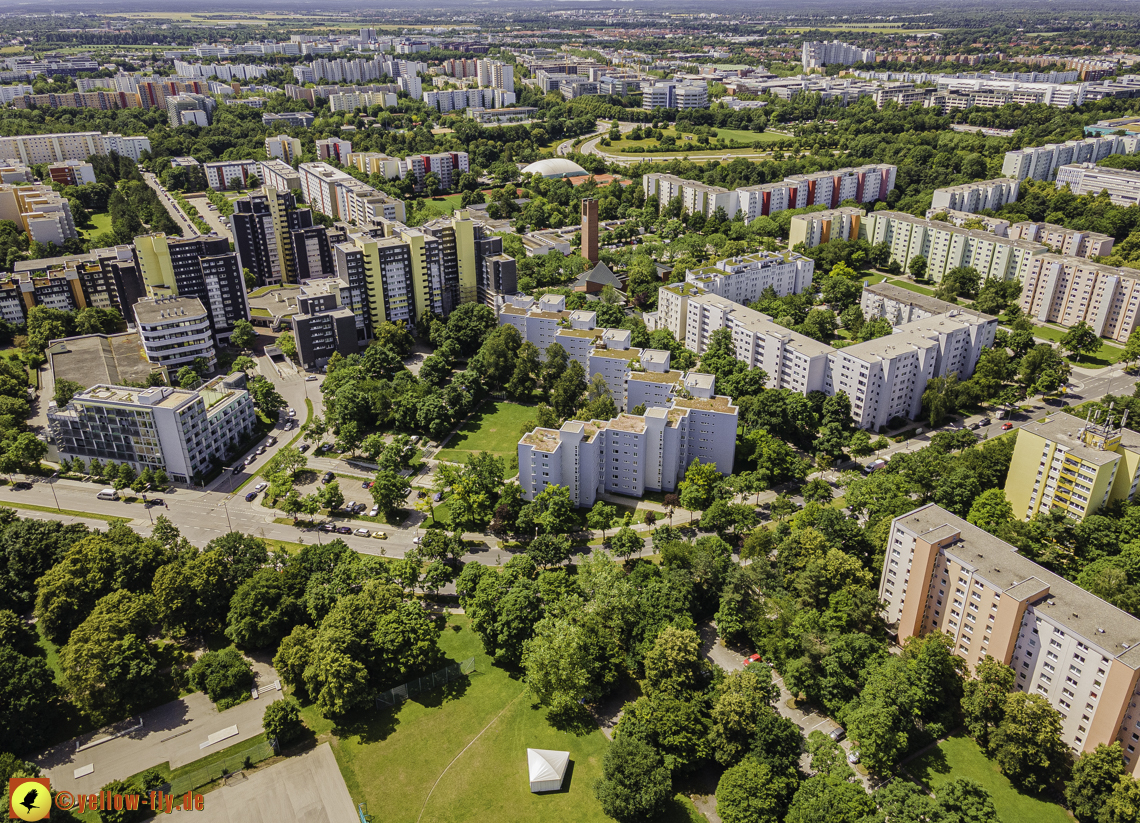 06.07.2021 - Marx-Zentrum und Wohnanlage am Karl-Marx-Ring 52-62