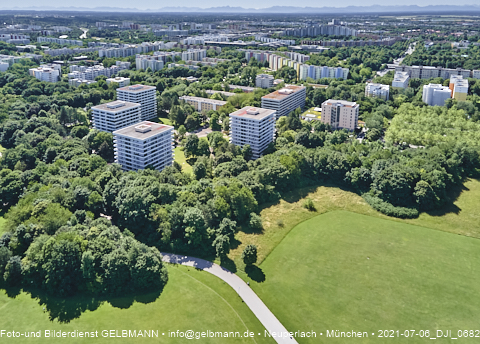 06.07.2021- Schule am Strehleranger mit Ostpark und Umgebung in Neuperlach