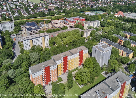 06.07.2021- Schule am Strehleranger mit Ostpark und Umgebung in Neuperlach
