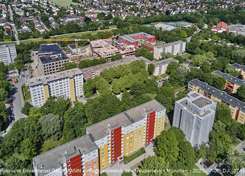 06.07.2021- Schule am Strehleranger mit Ostpark und Umgebung in Neuperlach