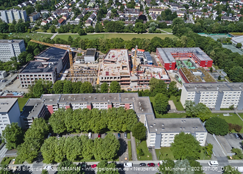 06.07.2021- Schule am Strehleranger mit Ostpark und Umgebung in Neuperlach