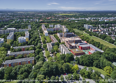 06.07.2021- Schule am Strehleranger mit Ostpark und Umgebung in Neuperlach