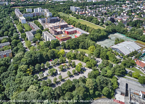 06.07.2021- Schule am Strehleranger mit Ostpark und Umgebung in Neuperlach