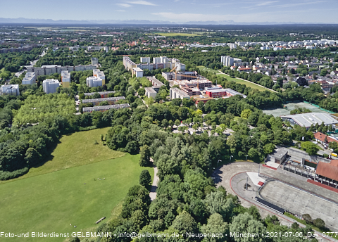 06.07.2021- Schule am Strehleranger mit Ostpark und Umgebung in Neuperlach