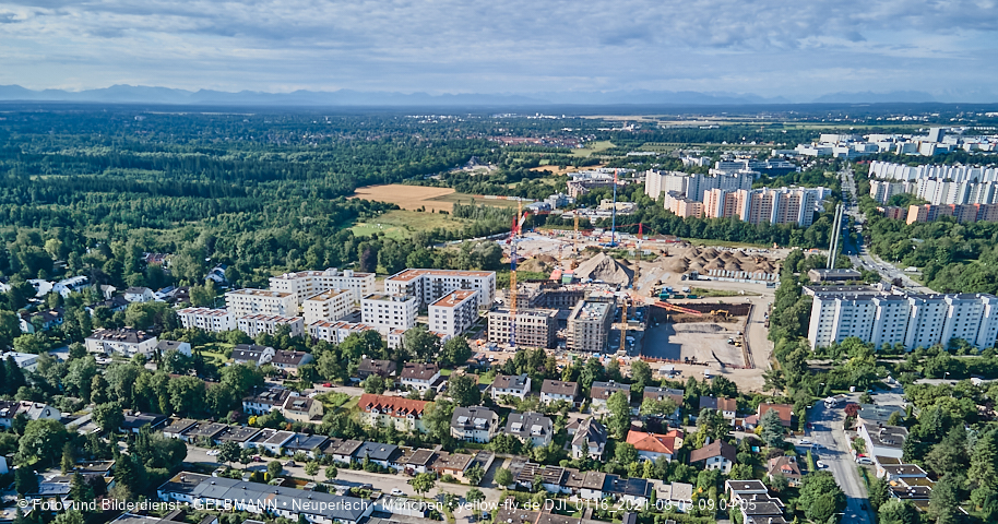 03.08.2021 - Alexisquartier und Pandion Verde in Neuperlach