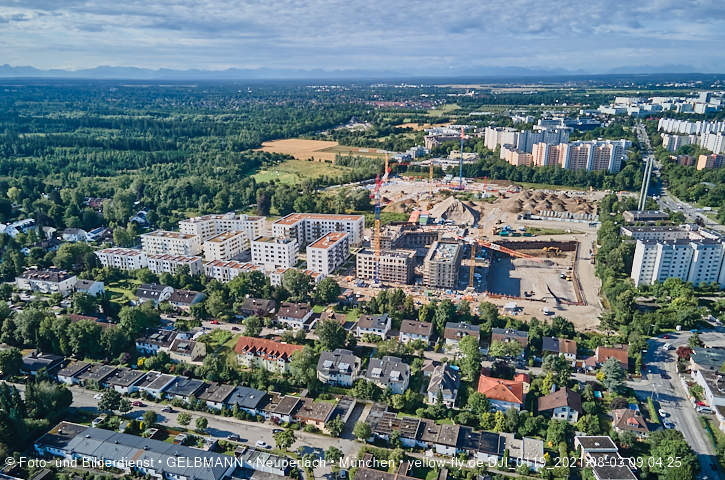 03.08.2021 - Alexisquartier und Pandion Verde in Neuperlach