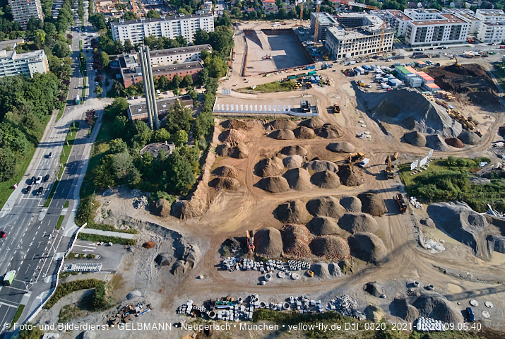 25.08.2021 - Baustelle Pandion Verde und DEMOS-Baustelle im Alexisqaurtier