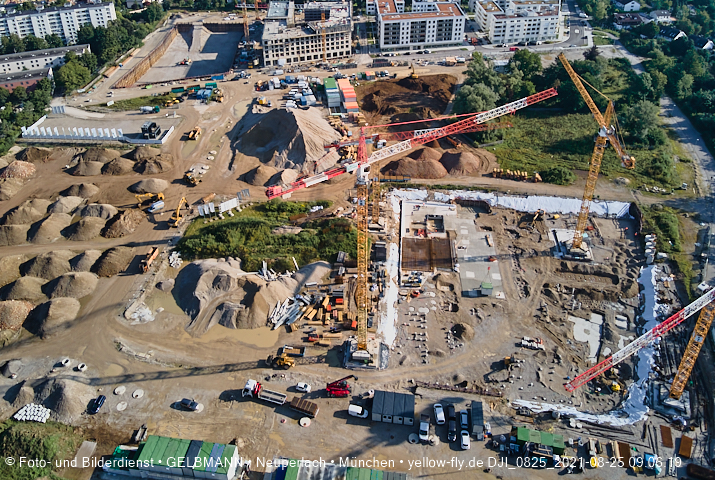 25.08.2021 - Baustelle Pandion Verde und DEMOS-Baustelle im Alexisqaurtier