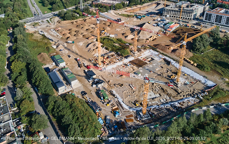 25.08.2021 - Baustelle Pandion Verde und DEMOS-Baustelle im Alexisqaurtier