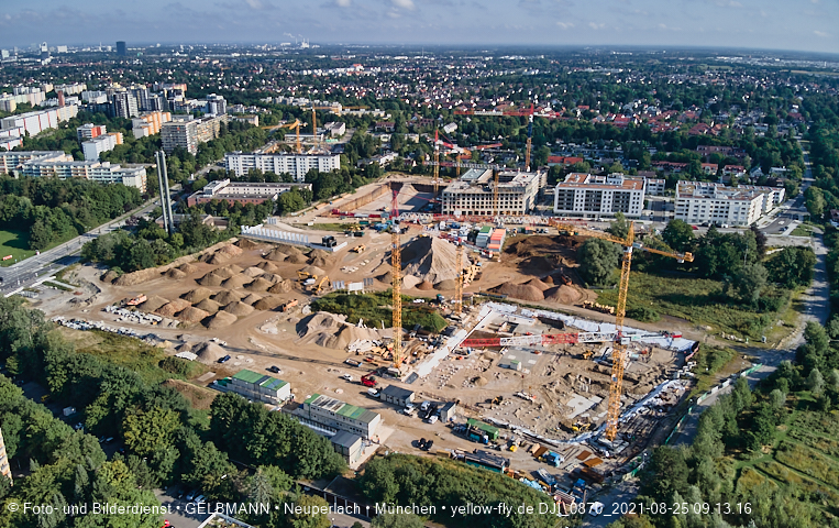 25.08.2021 - Baustelle Pandion Verde und DEMOS-Baustelle im Alexisqaurtier