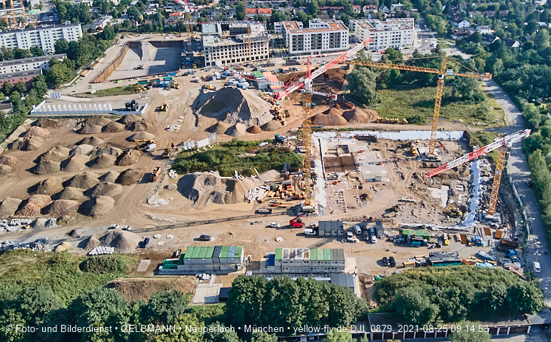 25.08.2021 - Baustelle Pandion Verde und DEMOS-Baustelle im Alexisqaurtier