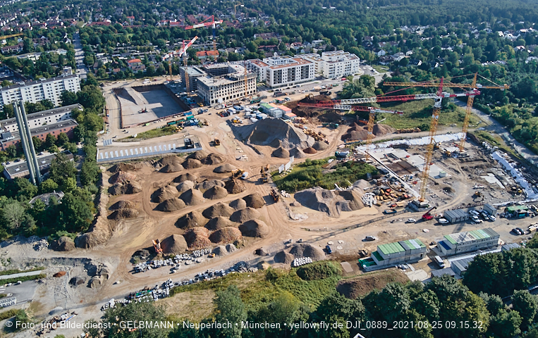 25.08.2021 - Baustelle Pandion Verde und DEMOS-Baustelle im Alexisqaurtier