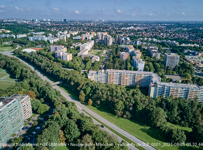 25.08.2021 - Baustelle Annette-Kolb-Anger und Kafkastraße mit Umgebung