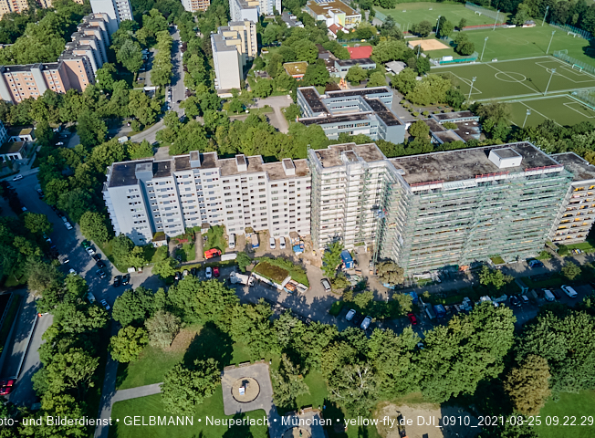25.08.2021 - Baustelle Annette-Kolb-Anger und Kafkastraße mit Umgebung