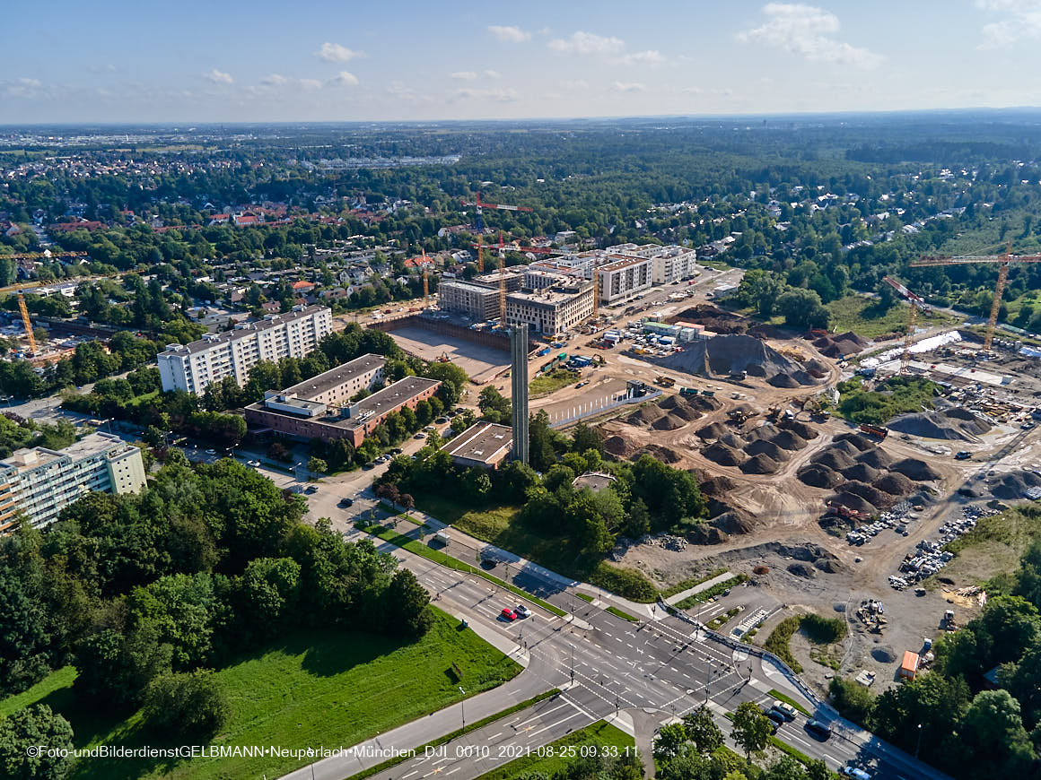 25.08.2021 - Luftaufnahmen und Rundumblick von der Ständlerstrasse und Karl-Marx-Ring auf das östliche Neuperlach