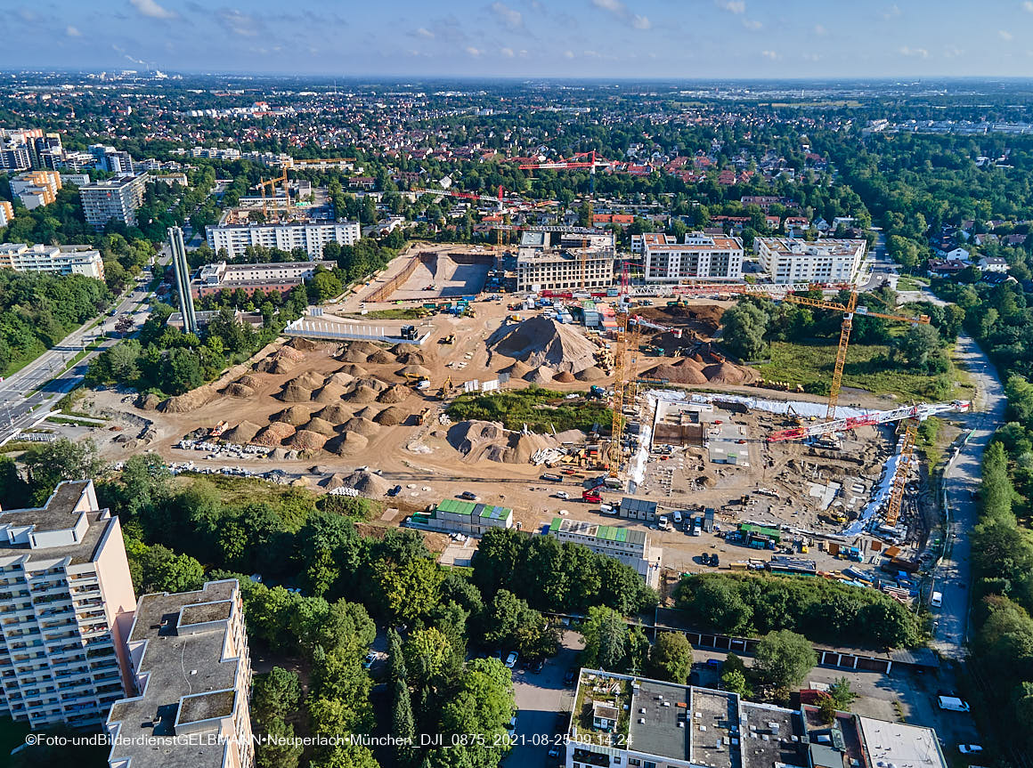 25.08.2020 - Luftaufnahmen vom Alexisquartier in Neuperlach in nördlicher Richtung