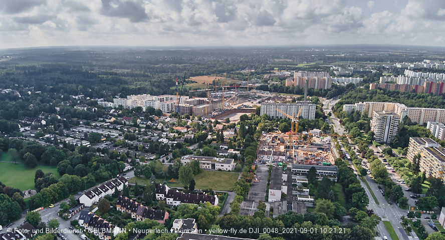 01.09.2021 - Blick zum Alexisquartier, dem Neubau der Grundschule und ins Marx-Zentrum