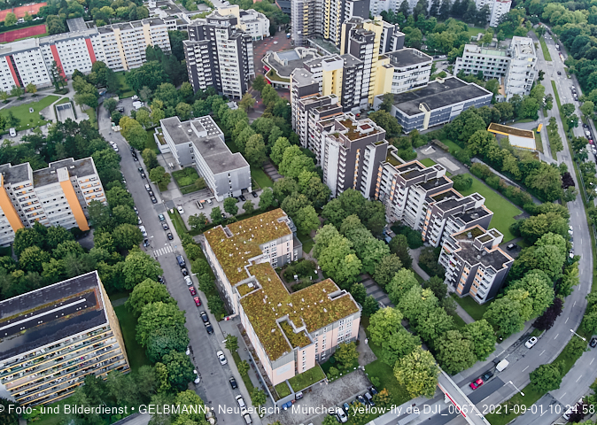01.09.2021 - Blick zum Alexisquartier, dem Neubau der Grundschule und ins Marx-Zentrum
