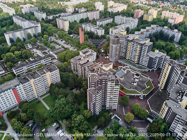 01.09.2021 - Blick zum Alexisquartier, dem Neubau der Grundschule und ins Marx-Zentrum