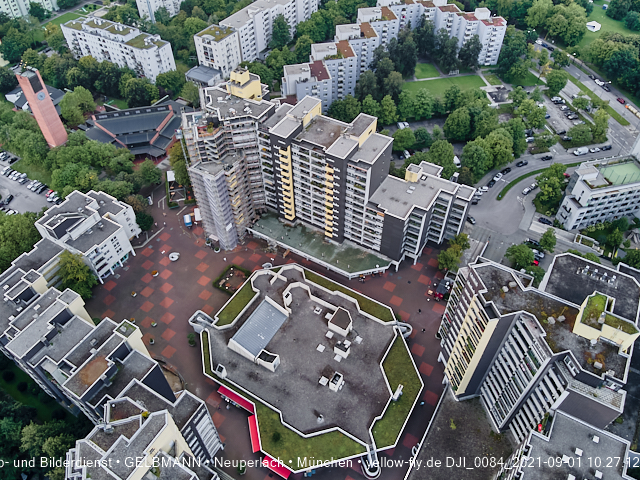 01.09.2021 - Blick zum Alexisquartier, dem Neubau der Grundschule und ins Marx-Zentrum