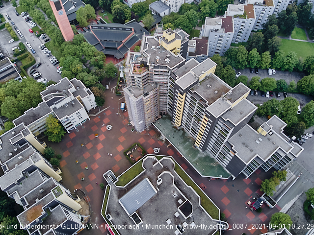 01.09.2021 - Blick zum Alexisquartier, dem Neubau der Grundschule und ins Marx-Zentrum
