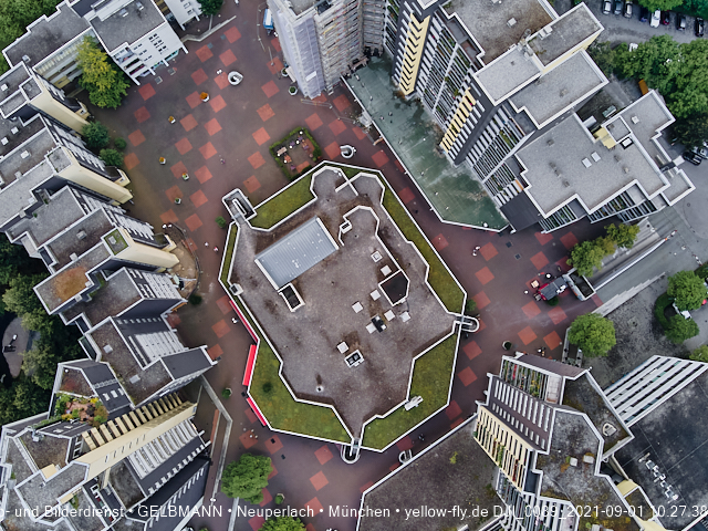 01.09.2021 - Blick zum Alexisquartier, dem Neubau der Grundschule und ins Marx-Zentrum