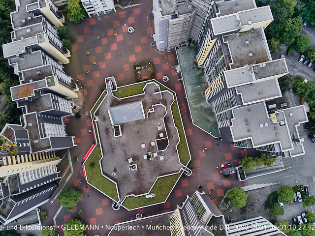 01.09.2021 - Blick zum Alexisquartier, dem Neubau der Grundschule und ins Marx-Zentrum