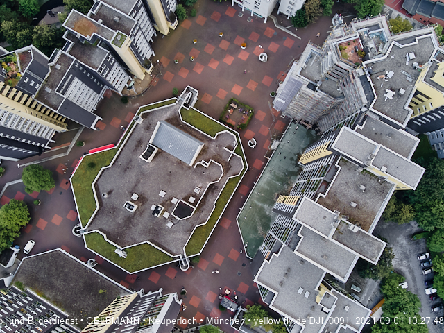 01.09.2021 - Blick zum Alexisquartier, dem Neubau der Grundschule und ins Marx-Zentrum