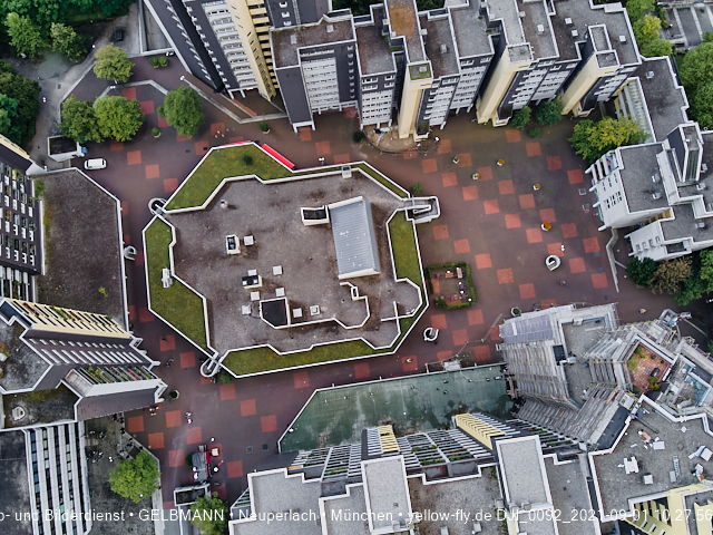 01.09.2021 - Blick zum Alexisquartier, dem Neubau der Grundschule und ins Marx-Zentrum