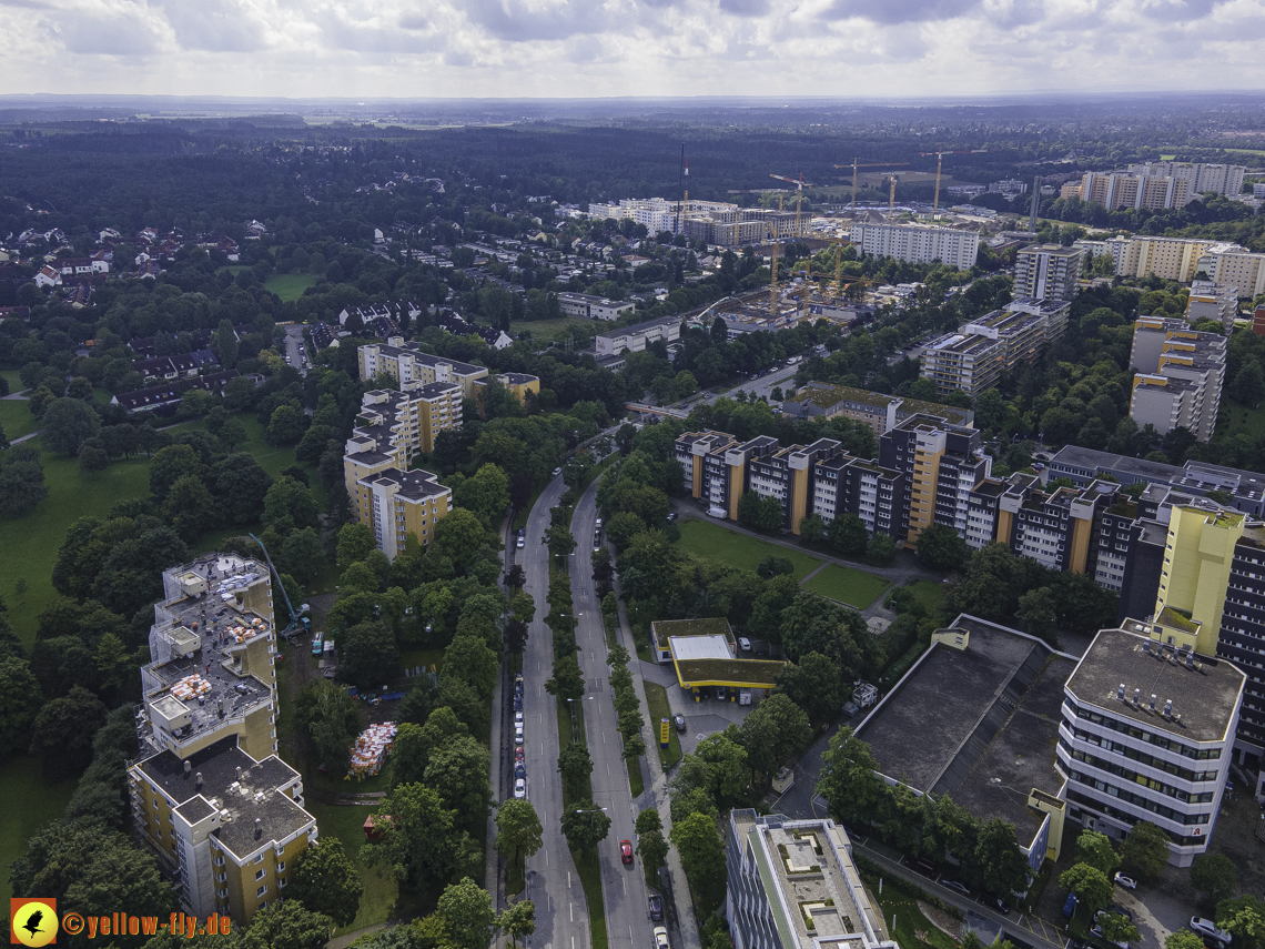 01.09.2021 - Wohnanlage am Karl-Marx-Ring 52-62 und Marx-Zentrum in Neuperlach