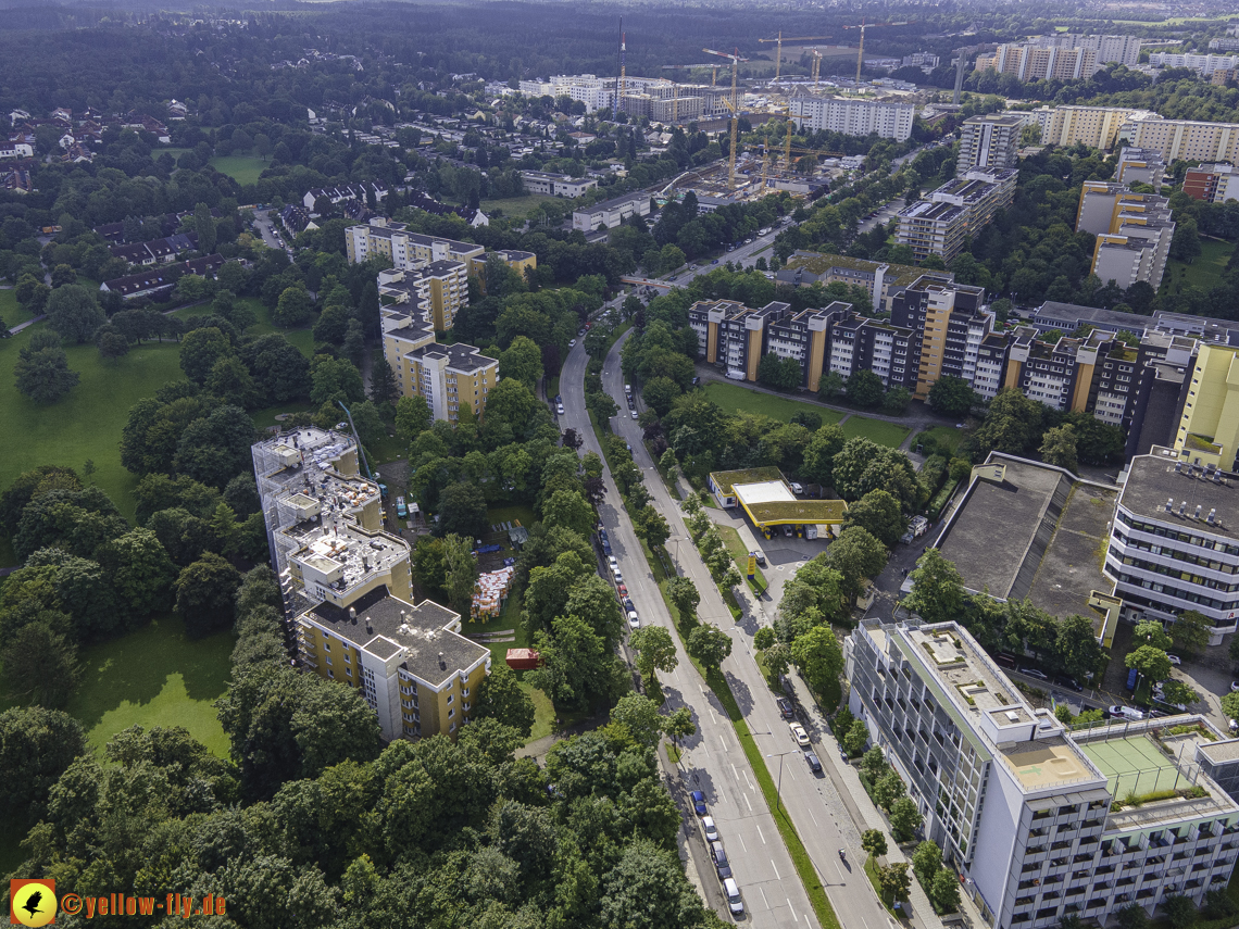 01.09.2021 - Wohnanlage am Karl-Marx-Ring 52-62 und Marx-Zentrum in Neuperlach