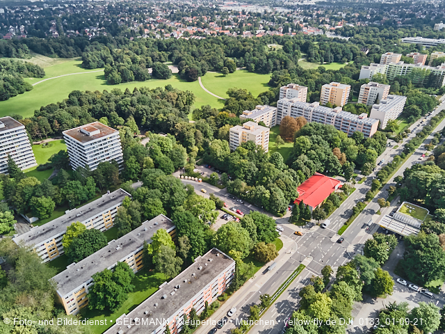 01.09.2021 - Abrissbaustelle Quiddezentrum und Blick zum Ostpark