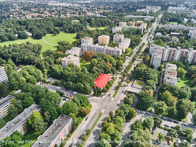 01.09.2021 - Abrissbaustelle Quiddezentrum und Blick zum Ostpark