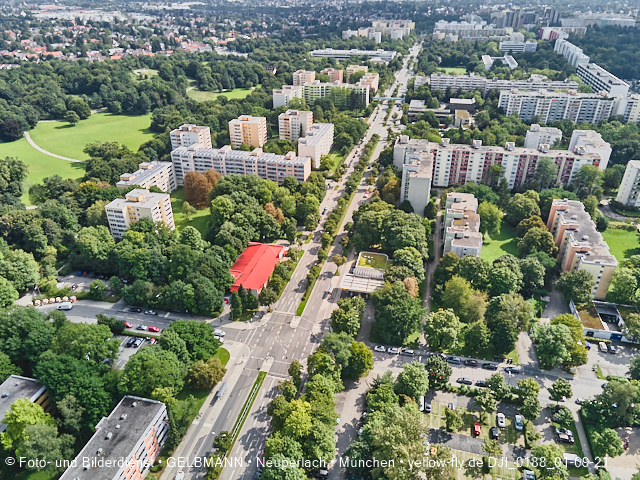 01.09.2021 - Abrissbaustelle Quiddezentrum und Blick zum Ostpark
